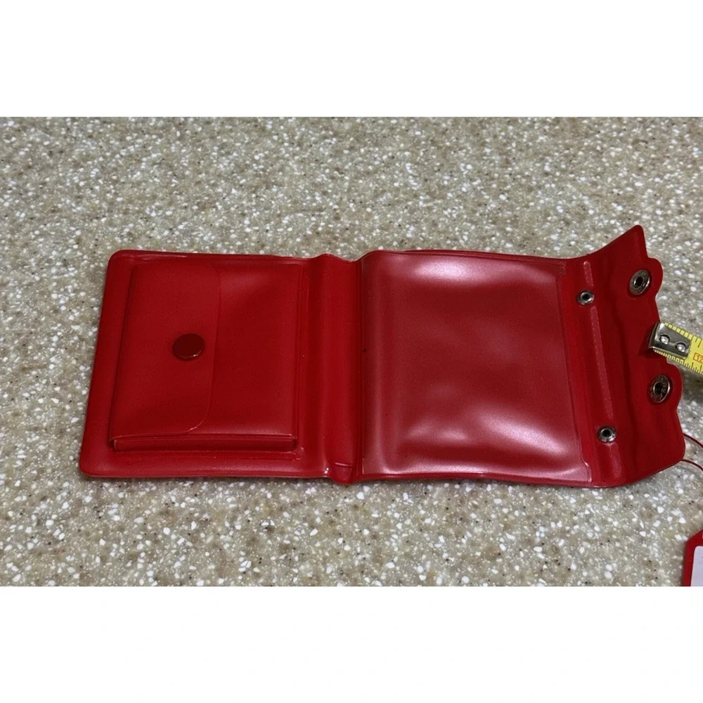 Hello Kitty 1976 Sanrio Red Suitcase Wallet with Handle 